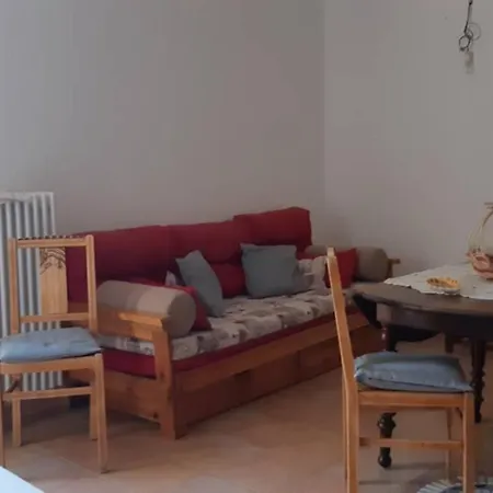 Semesterbostad Maison Proche De La Frontiere Et De Menton *